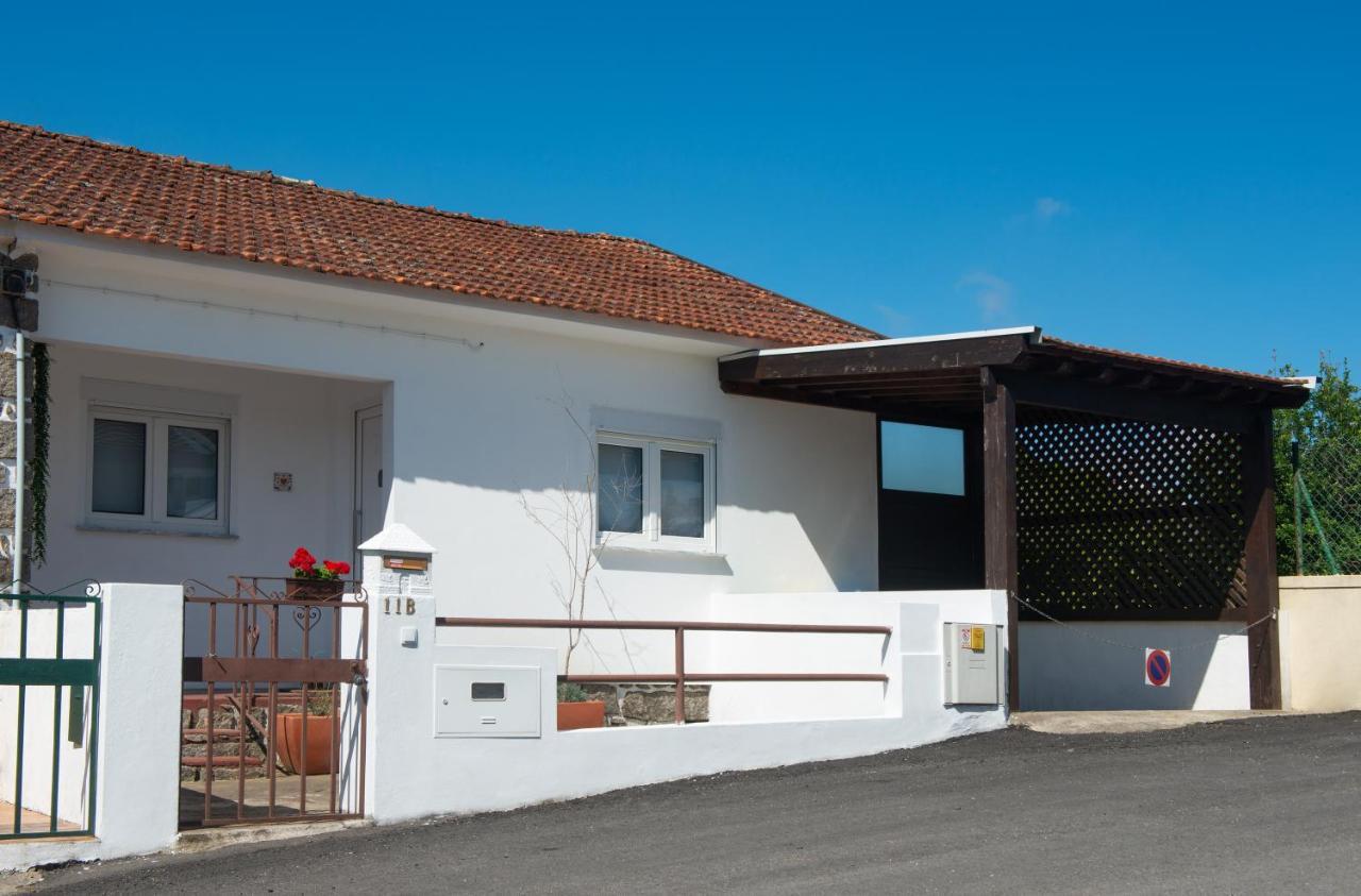 Casa Do Carvalhal - Natureza No Centro Da Cidade Pensionat Santa Maria da Feira Eksteriør billede