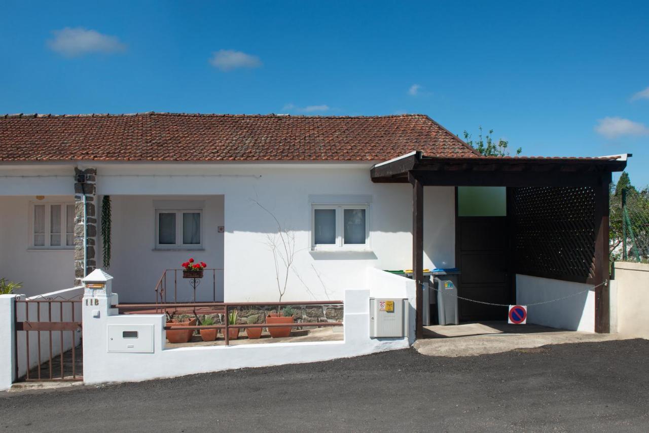 Casa Do Carvalhal - Natureza No Centro Da Cidade Pensionat Santa Maria da Feira Eksteriør billede